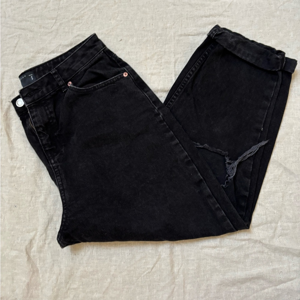 ❤️SOLD❤️ ASOS Design Black Denim Jeans